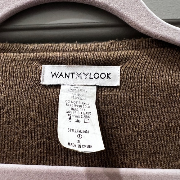 Trench Coat - Picture 2 of 6